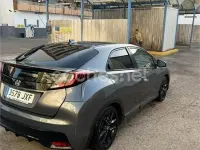 Usado Honda Civic Sport 120 CV (88 kW) 2017 Gris / plata Berlina