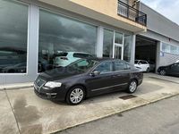 Usado VW Passat Highline 140 CV (102 kW) 2006 Negro Berlina