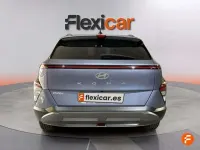 Usado Hyundai Kona 120 CV (88 kW) 2024 Gris SUV