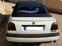 Usado VW Golf Cabriolet Edition 115 CV (84 kW) 2002 Blanco Descapotable