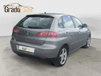 Usado Seat Ibiza 100 CV (73 kW) 2004 Beige Utilitario