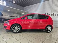Usado Seat Altea Style 105 CV (77 kW) 2010 Rojo Monovolumen