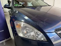 Begagnad Kia Ceed 109 HK (80 kW) 2009 Blå Halvkombi