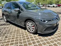 Usado VW Golf VIII GTE 245 CV (180 kW) 2022 Gris / plata Berlina