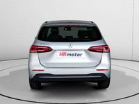 Usado Mercedes B180 116 CV (85 kW) 2021 Gris Monovolumen