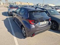 Usado Toyota Yaris Hybrid Active 116 CV (85 kW) 2025 Gris Utilitario