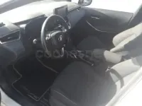 Usado Toyota Corolla Active 122 CV (89 kW) 2022 Blanco Familiar