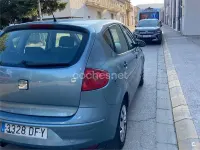 Usado Seat Altea Stylance 105 CV (77 kW) 2005 Gris / plata Monovolumen