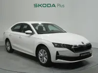 Nuevo Skoda Octavia Selection 116 CV (85 kW) 2026 Blanco Berlina