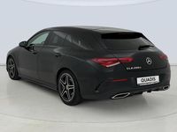 Usado Mercedes CLA200 150 CV (110 kW) 2022 Negro Familiar