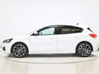 Usado Ford Focus ST-Line 125 CV (91 kW) 2020 Blanco Familiar