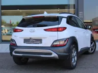 Usado Hyundai Kona 120 CV (88 kW) 2022 Blanco SUV