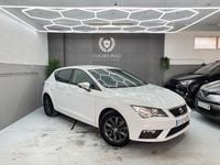 Usado Seat Leon Style 130 CV (95 kW) 2019 Blanco Berlina
