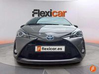 Usado Toyota Yaris Hybrid Active 100 CV (73 kW) 2018 Gris Utilitario