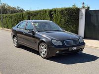 Usado Mercedes C180 Avantgarde 120 CV (88 kW) 2003 Negro Berlina