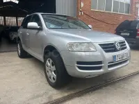 Usado VW Touareg 220 CV (161 kW) 2003 Gris / plata SUV