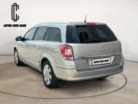 Usado Opel Astra Edition 110 CV (80 kW) 2010 Familiar