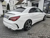 Usado Mercedes CLA250 218 CV (160 kW) 2018 Blanco Coupe