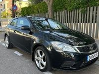 Używany Kia Ceed Active 128 KM (94 kW) 2011 Czarny Hatchback
