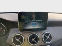 Usado Mercedes GLA180 122 CV (89 kW) 2019 Blanco SUV