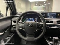 Usado Lexus UX 184 CV (135 kW) 2021 Gris SUV