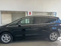 Usado Ford S-MAX Titanium 150 CV (110 kW) 2022 Negro Monovolumen