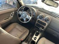 Usado Jeep Cherokee Limited 162 CV (119 kW) 2005 Gris SUV