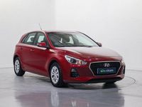Usado Hyundai i30 95 CV (69 kW) 2018 Rojo Berlina