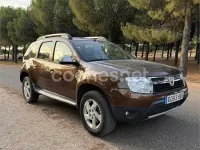 Usado Dacia Duster Ambiance 85 CV (62 kW) 2011 Marrón SUV