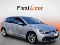 Usado VW Golf VIII Life 110 HP (80 kW) 2021 Cinzento Sedan