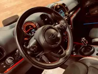 Usado Mini John Cooper Works 300 CV (220 kW) 2020 Rojo Utilitario