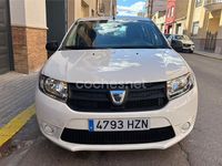 Usado Dacia Sandero Lauréate 75 CV (55 kW) 2014 Blanco Berlina