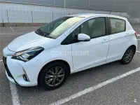 Usado Toyota Yaris Active 111 CV (81 kW) 2018 Blanco Berlina