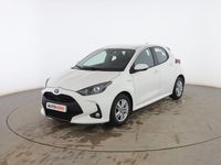 Usado Toyota Yaris Hybrid Active 120 CV (88 kW) 2021 Blanco Berlina