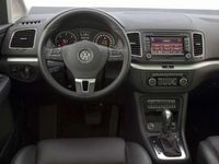 Usado VW Sharan Advance 150 CV (110 kW) 2021 Plateado Monovolumen