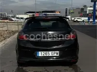 Usado Opel Astra GTC Sport 110 CV (80 kW) 2009 Negro Berlina