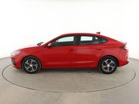 Usado Hyundai i30 120 CV (88 kW) 2021 Rojo Berlina