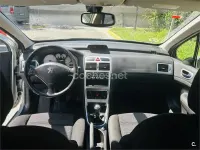 Usado Peugeot 307 90 CV (66 kW) 2007 Gris / plata Berlina