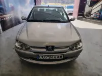 Usado Peugeot 306 90 CV (66 kW) 2000 Gris / plata Berlina