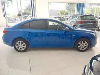 Usado Chevrolet Cruze LS 125 CV (91 kW) 2009 Azul Berlina