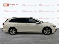 Usado VW Golf VIII Life 116 CV (85 kW) 2023 Blanco Familiar