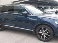 Usado VW Touareg R-line 286 CV (210 kW) 2019 Azul SUV