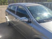 Usado Opel Astra Cosmo 120 CV (88 kW) 2007 Gris / plata Berlina