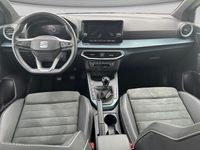 Usado Seat Arona Xperience 115 CV (84 kW) 2025 Gris SUV