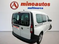 Usado VW Caddy 122 CV (89 kW) 2022 Blanco Monovolumen