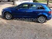 Usado Audi A3 Attraction 110 CV (80 kW) 2014 Azul Berlina