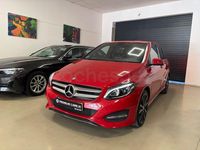 Usado Mercedes B200 136 CV (100 kW) 2017 Rojo Monovolumen