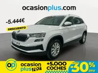 Usado Skoda Karoq Selection 115 CV (84 kW) 2024 Blanco SUV