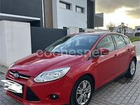 Usado Ford Focus Trend 115 CV (84 kW) 2011 Rojo Berlina