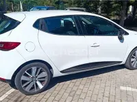 Usado Renault Clio IV 90 CV (66 kW) 2014 Blanco Berlina